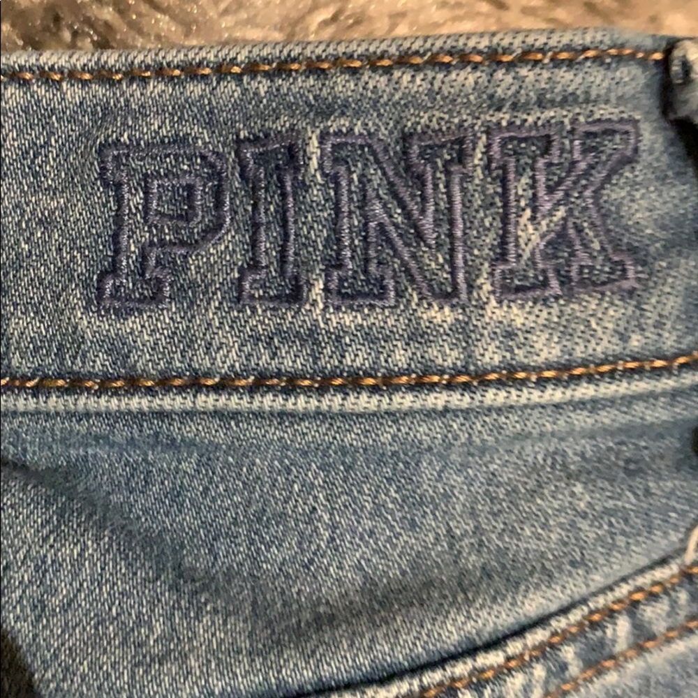 Shorts - Picture 4 of 4